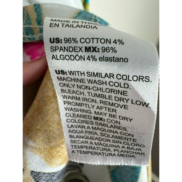 Chico's Women's Button down shirt Stretch Palms 3/4 sleeves colorful Size 18 - Picture 6 of 13